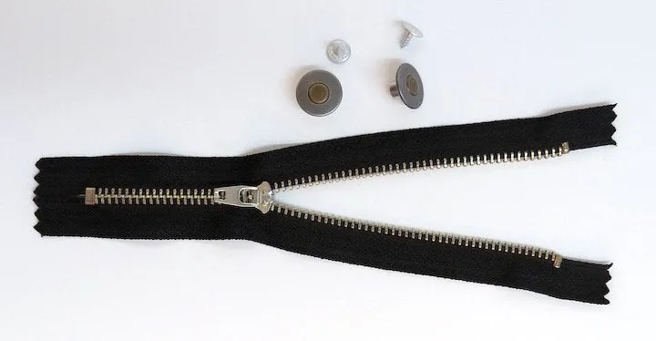 Black Jean Zipper with Brass Jeans Button Set