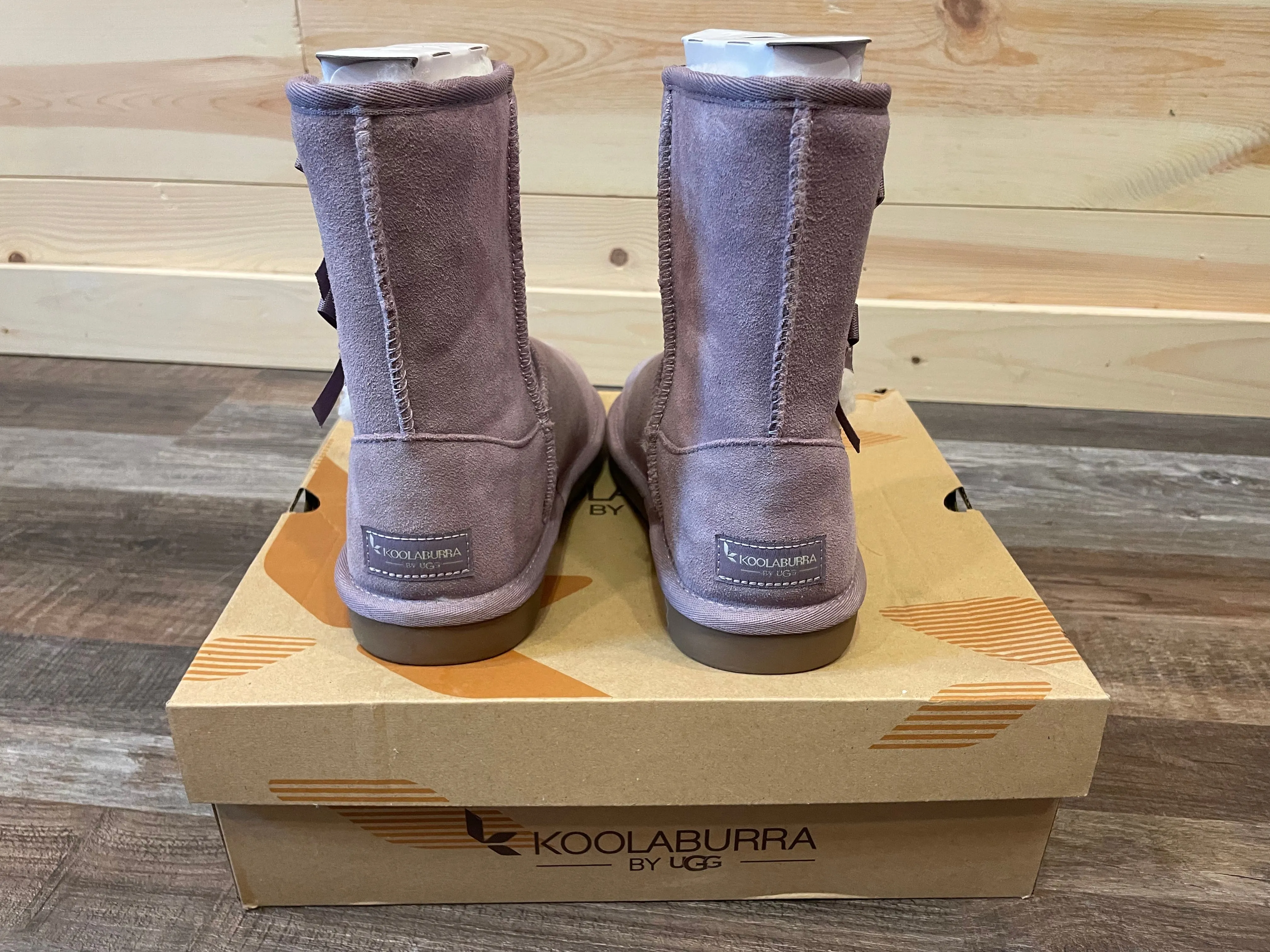 Koolaburra by UGG NIB K Victoria Short Purple Fur Boots kids size 5