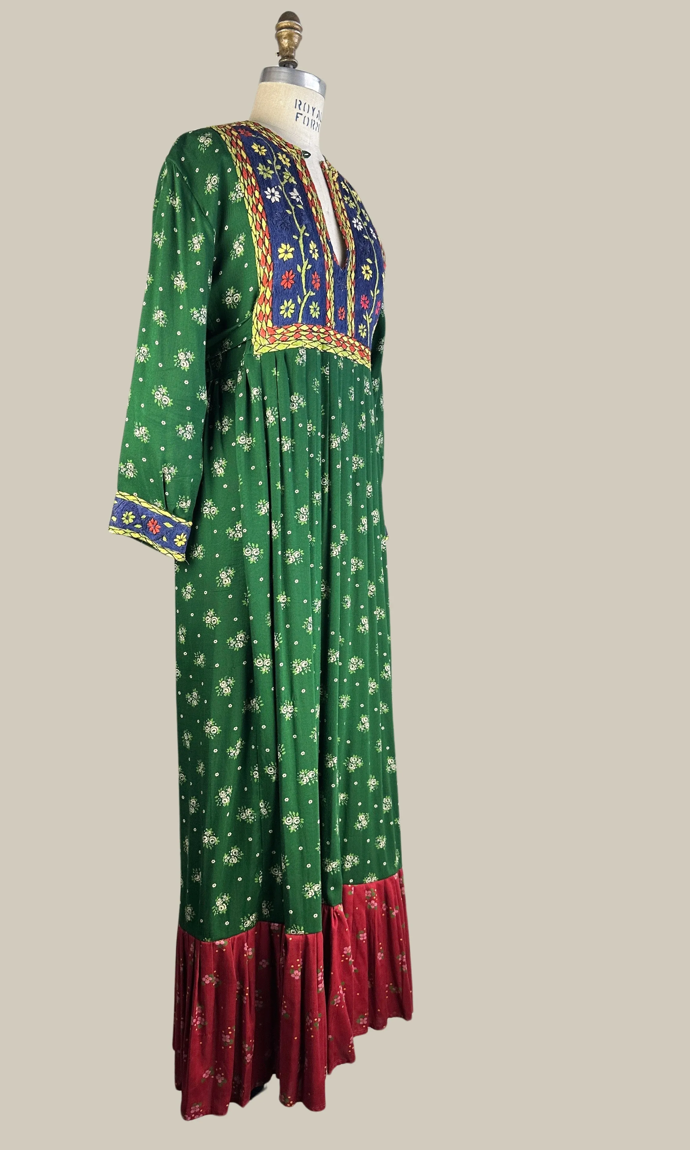 NICE FOLK 70s Hand Embroidered Afghan Hazaragi Dress • Medium