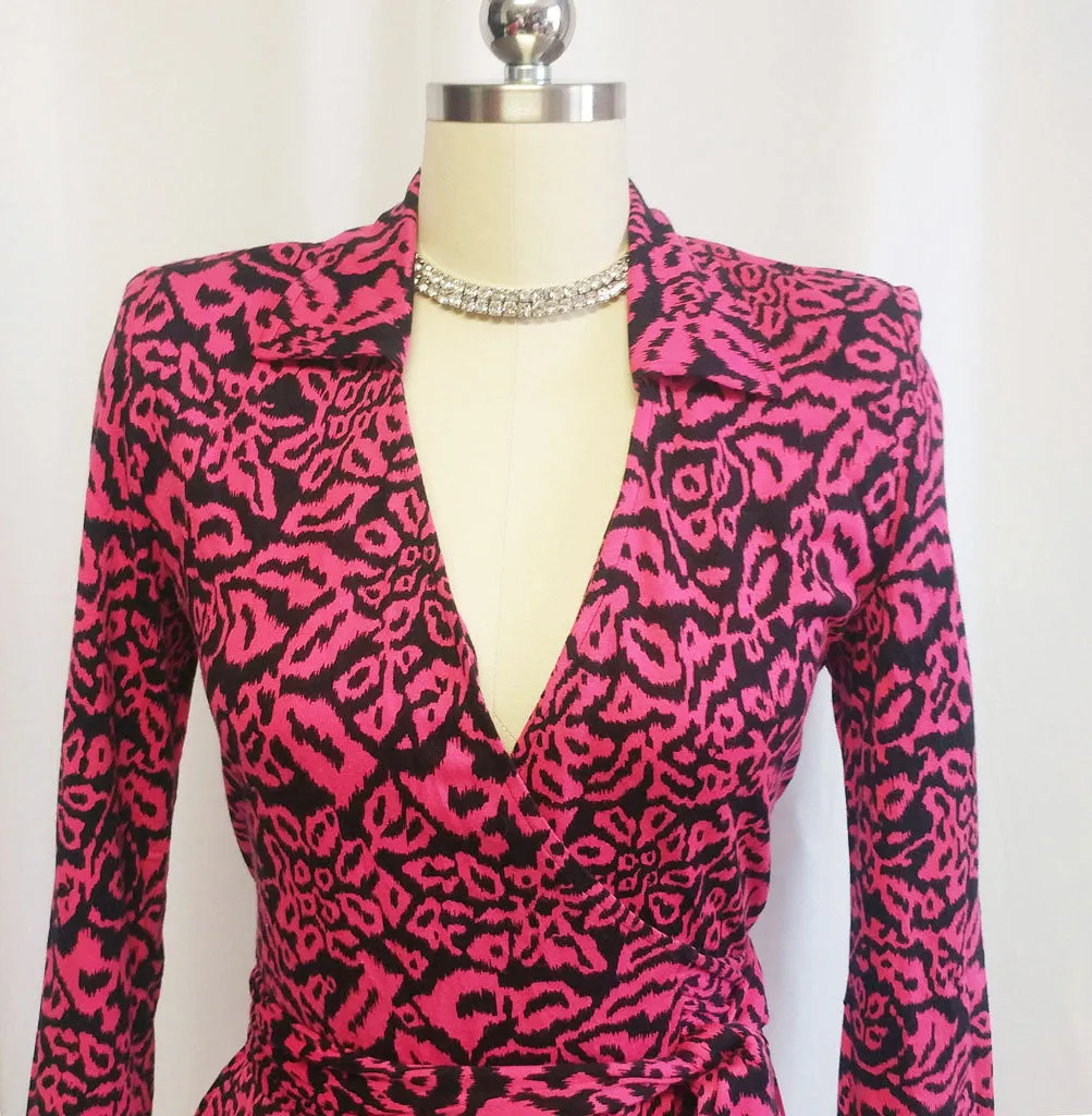 *VINTAGE 1980s DIANE VON FURSTENBERG HOT PINK & BLACK WRAP DRESS